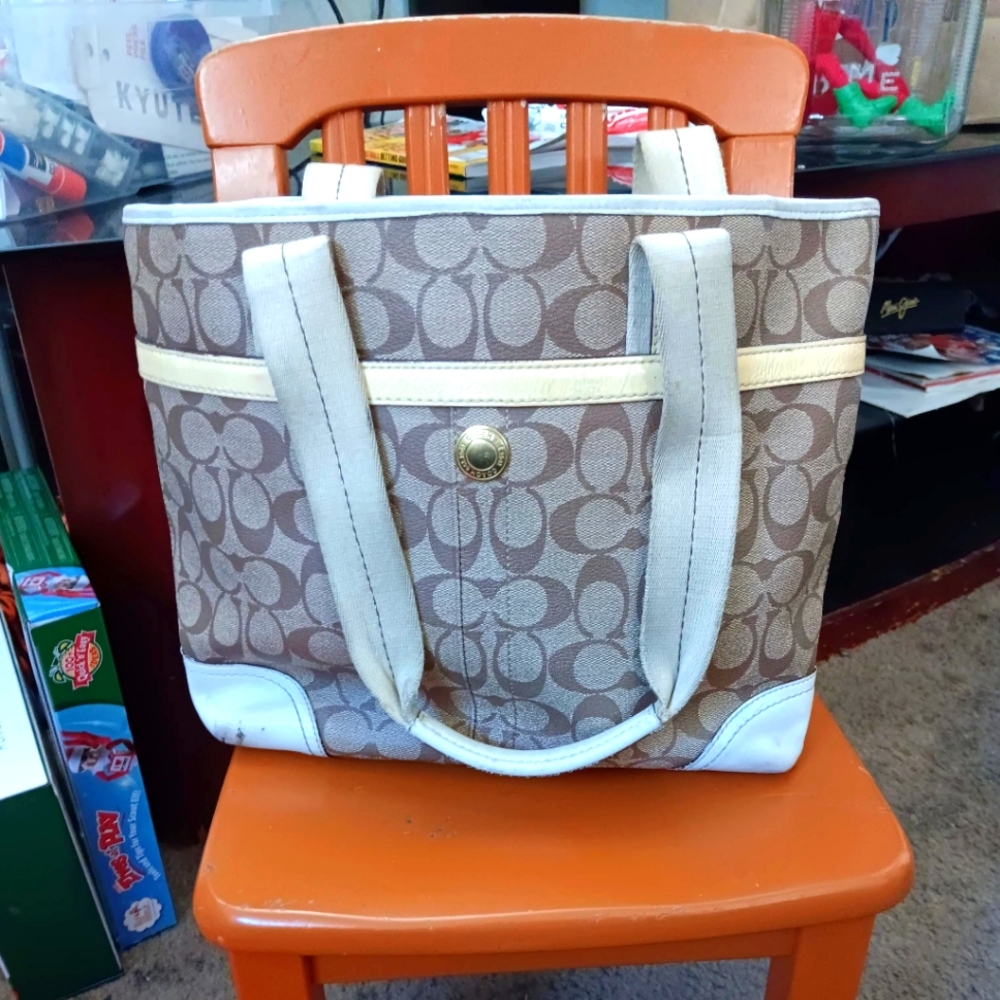 Coach tan purse